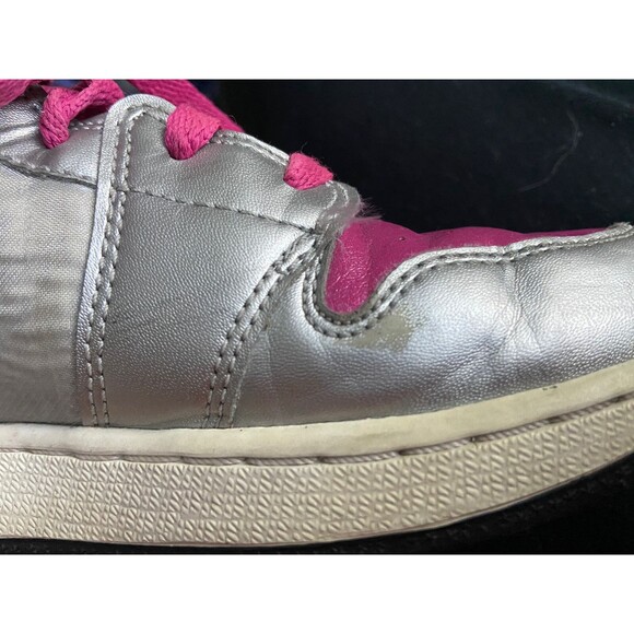 Nike air Jordan 1 Mid GS Metallic Silver/Fusion Pink Girls Size 6Y Basketball - Picture 11 of 12